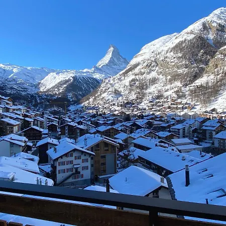 Apollo Horu 19 צרמט